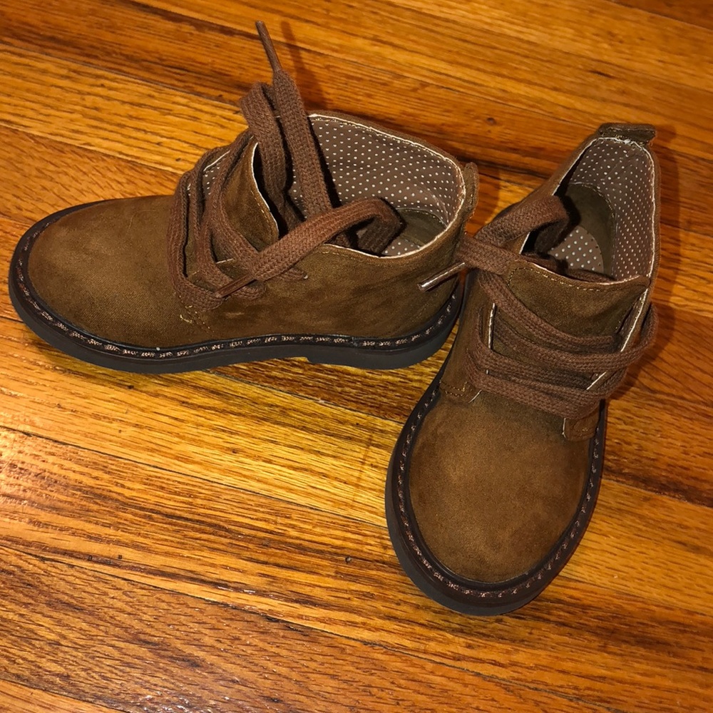 Toddler size 5 boots. Lil Champ brand.